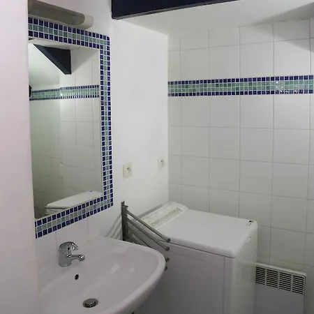 - Guerin Locations * Biarritz